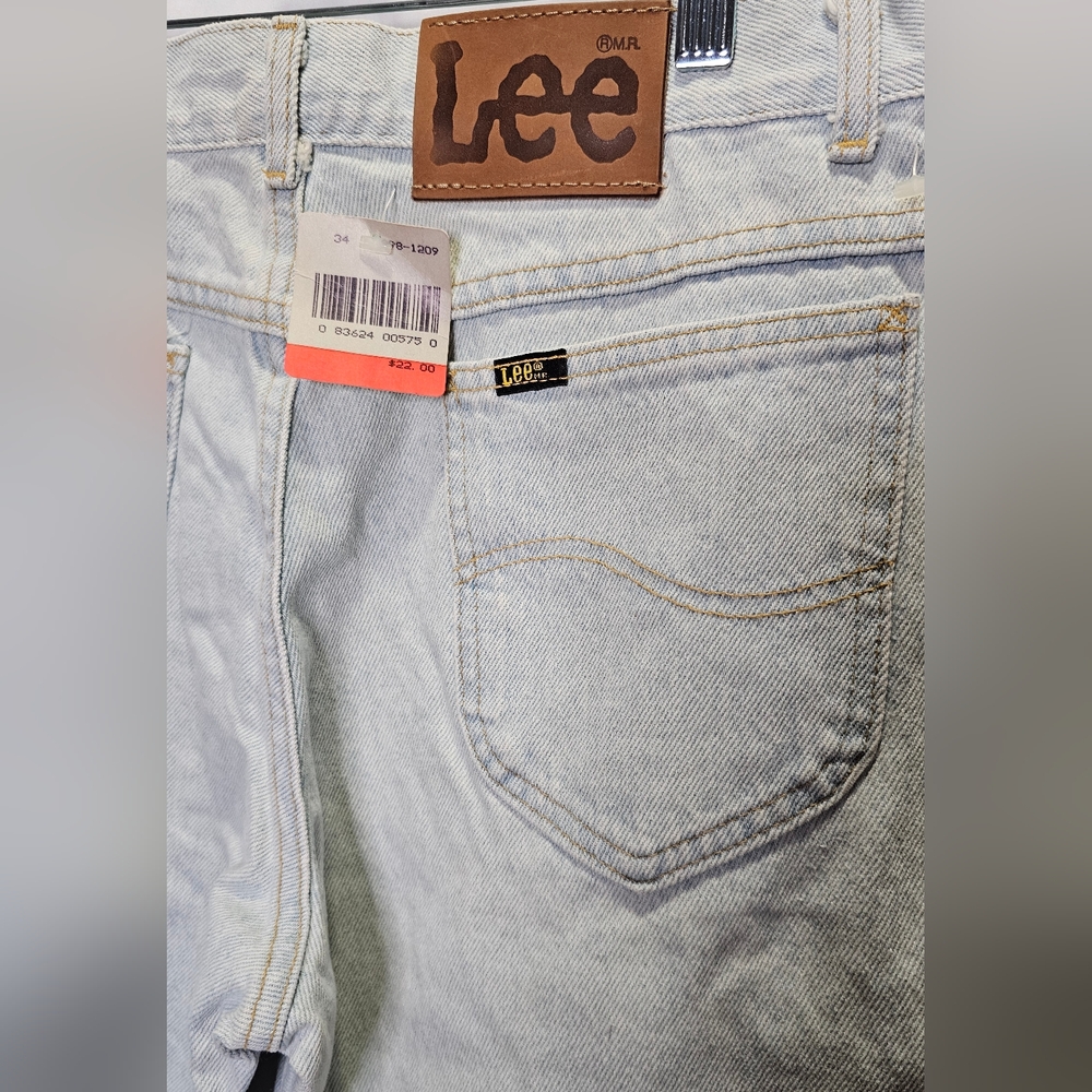 Lee Light Wash vintage Denim Jeans - Picture 3 of 10